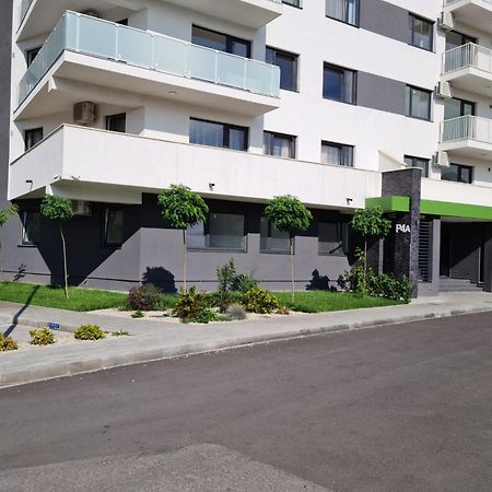 Ferienwohnung Apartament In Complex Rezidential In Oradea Exterior foto